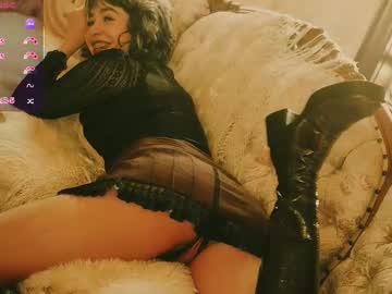 thecamwoman's chat room