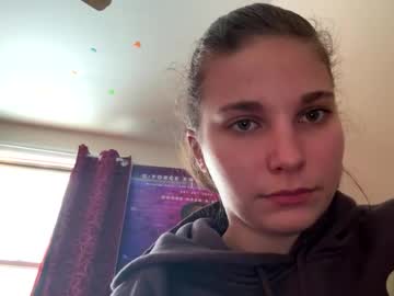 deepthroatqueen33's chat room