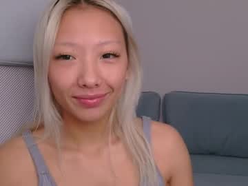 vivianwinters's chat room