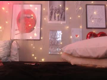 milf_lacey's chat room