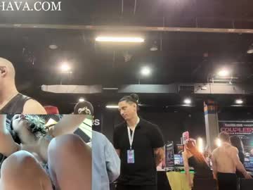 frenchava's chat room