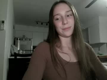 juicysavanah's chat room