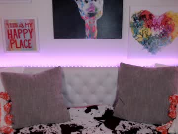 holihurricane's chat room