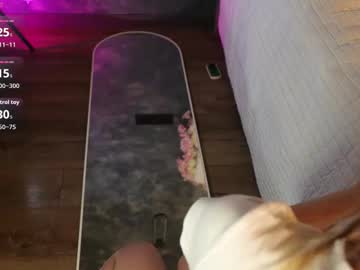 moonelly's chat room