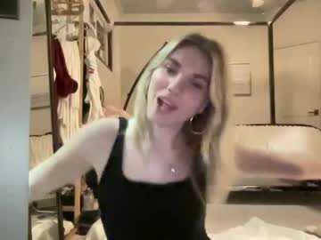 bellaxrxx's chat room