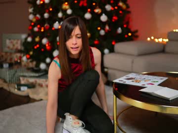 newchloe18's chat room