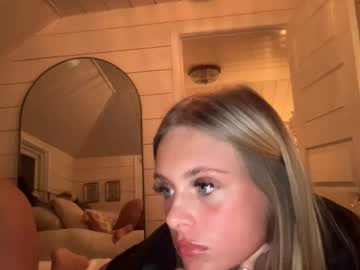 carlybora's chat room