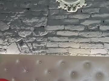 vixvixenn's chat room