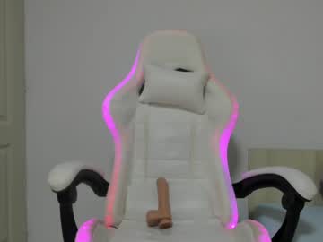 adventurina's chat room