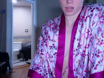 chroniclove's chat room