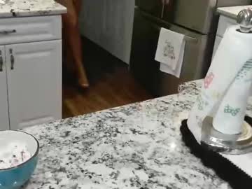 lovingcouple1969's chat room