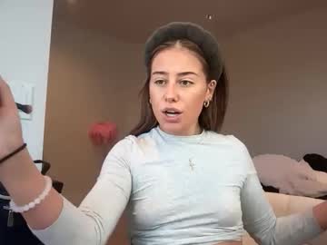 emilyparkerrr's chat room