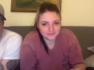 sexycouple41110's chat room