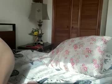 annieangel18's chat room