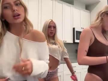 summerclarkee's chat room