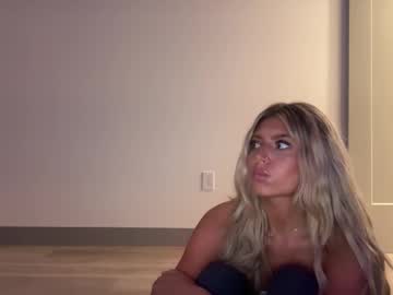 summerclarkee's chat room