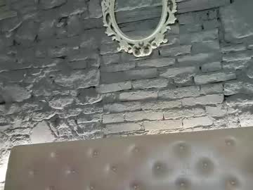 vixvixenn's chat room