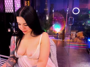 alma_pearl's chat room