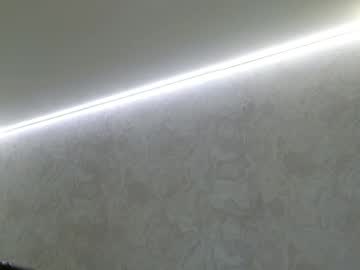 v_deville's chat room