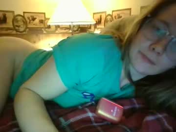 nudenene22's chat room