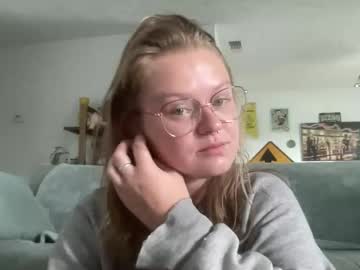 madlymads's chat room