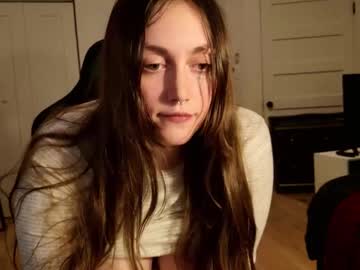 clover_tully's chat room