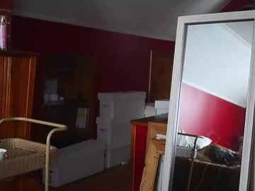 elfenemma's chat room