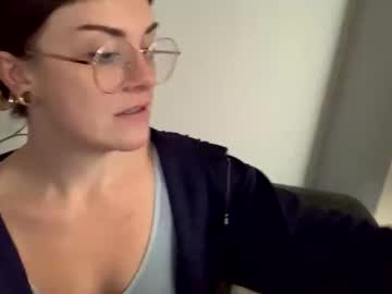 intothewoodswego's chat room