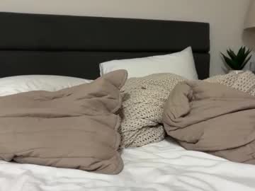 lunarose17's chat room