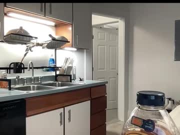 laylahlaylah1's chat room