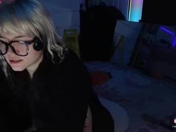 cutiepiespanks's chat room