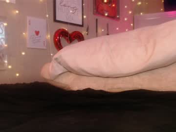 milf_lacey's chat room