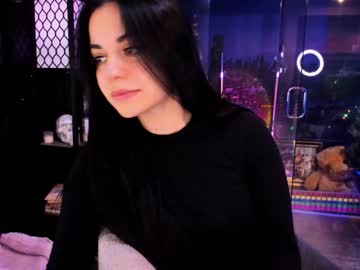 alma_pearl's chat room