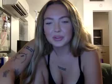 violettblakee's chat room