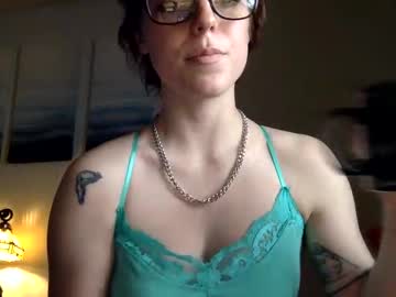 cindy_loo_hoops's chat room