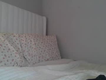 emmabrooksxo's chat room