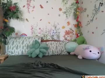 aliceriverscam's chat room