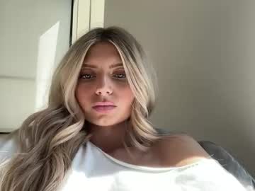 summerclarkee's chat room