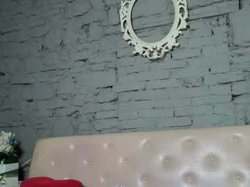 vixvixenn's chat room