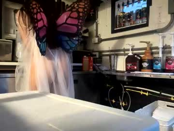 ivydollxoxo's chat room