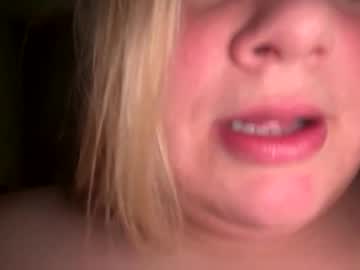 sweetlisa92's chat room