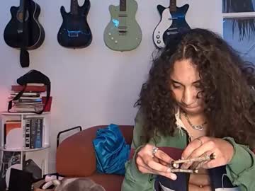 onlystrings's chat room