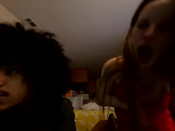 prettyandpinkkk's chat room