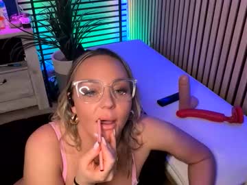 cumguzzlingskank's chat room