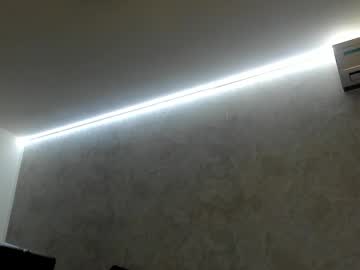 v_deville's chat room