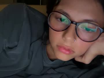 greasybangs's chat room