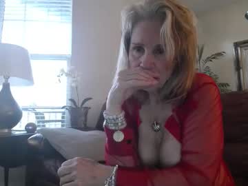 hotblondemilf1962's chat room