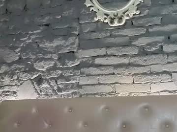 vixvixenn's chat room