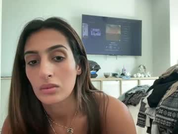 camiliakxoxo's chat room