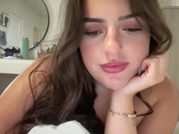 notsosweet21's chat room